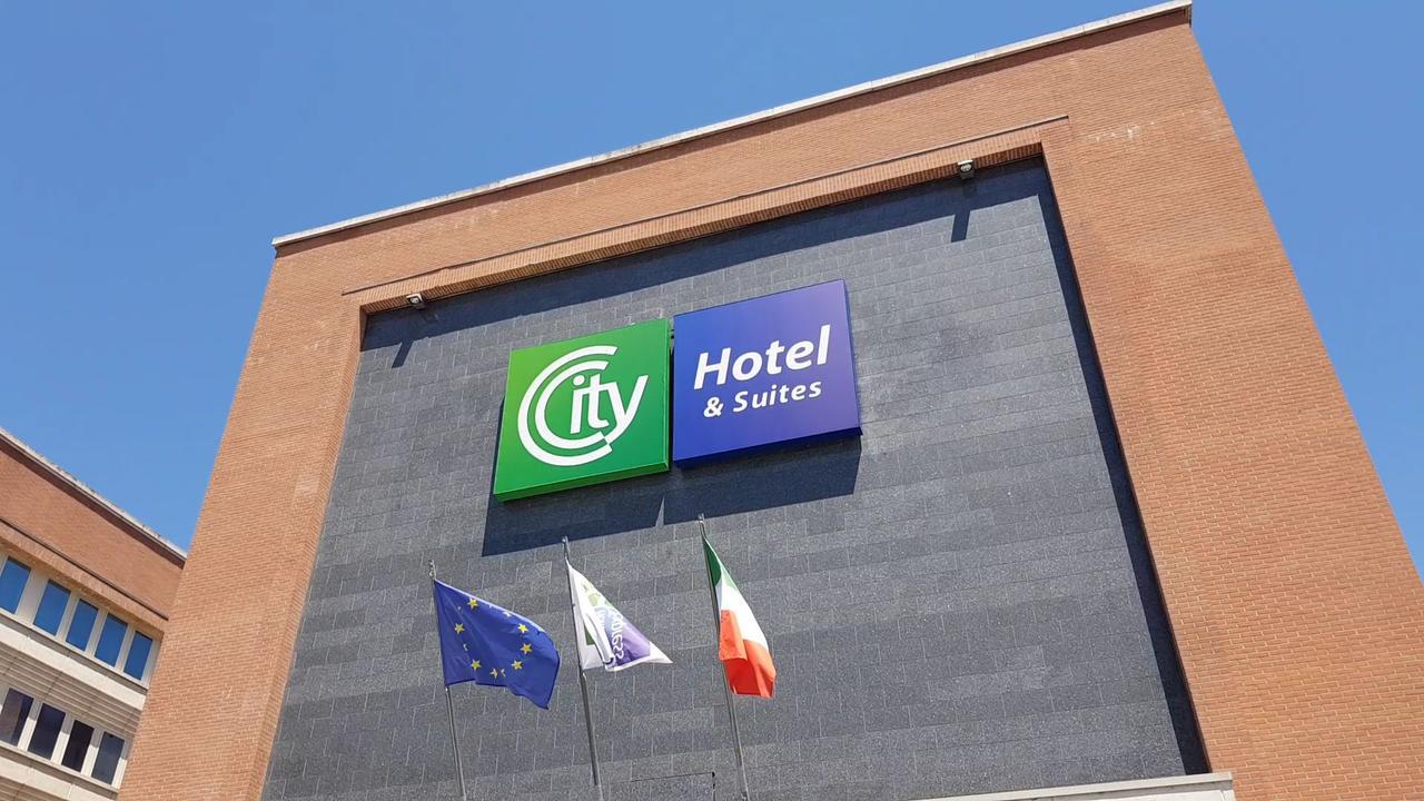 City Hotel & Suites Foligno Exterior photo